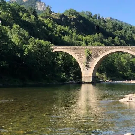 Apt Au Coeur Des Gorges Du Tarn Ispagnac Exterior foto